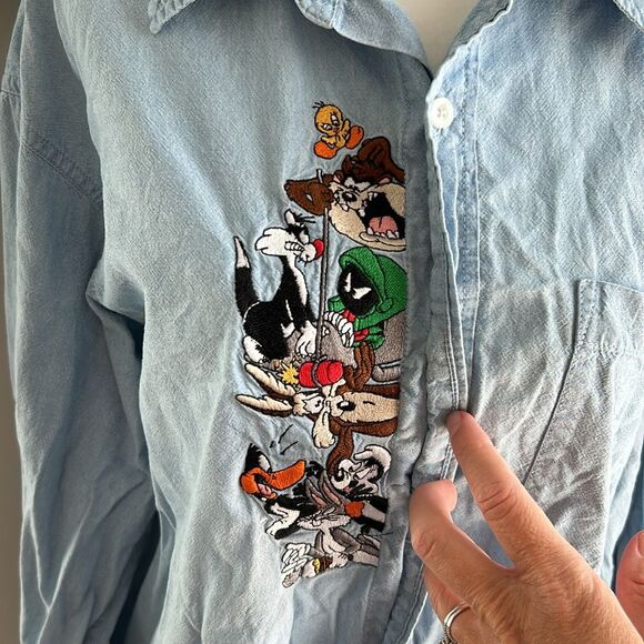 Vintage 90s Warner Brothers Longsleeve Looney Tunes Denim Buttonup Top Medium - Picture 3 of 11